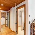 Wein- Und Klimahotel Bergfriedel Vendégház 3*