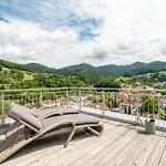 Vendégház Wein- Und Klimahotel Bergfriedel 3*