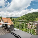 Gasthuis Wein- Und Klimahotel Bergfriedel 3*
