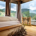 Vendégház Wein- Und Klimahotel Bergfriedel 3*