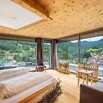 Wein- Und Klimahotel Bergfriedel