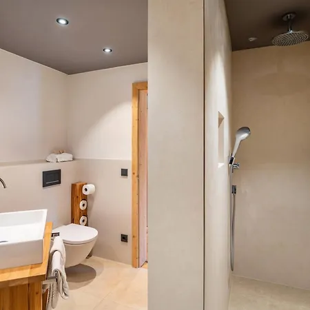 Wein- Und Klimahotel Bergfriedel 3*