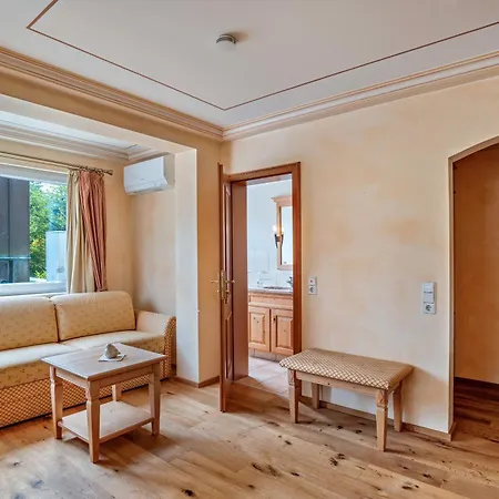 ゲストハウス Wein- Und Klimahotel Bergfriedel Bühlertal