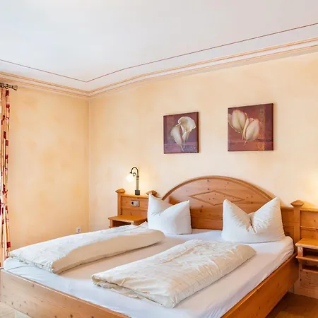 Wein- Und Klimahotel Bergfriedel 3*