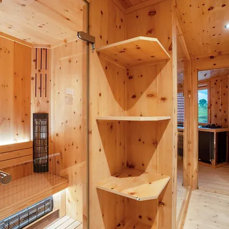 Wein- Und Klimahotel Bergfriedel Πανσιόν 3*