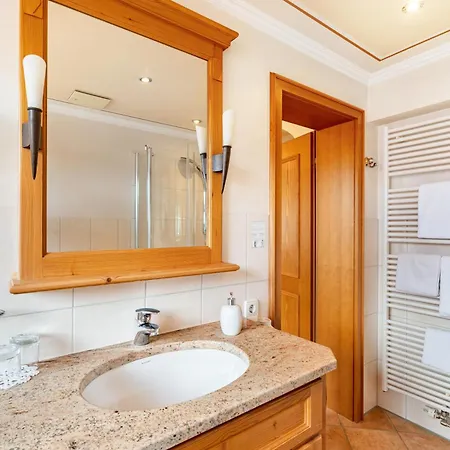 Wein- Und Klimahotel Bergfriedel Πανσιόν