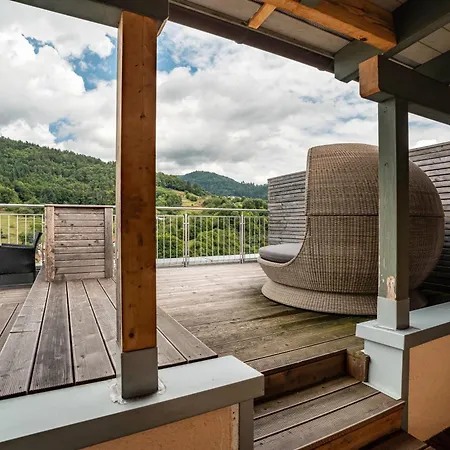 Πανσιόν Wein- Und Klimahotel Bergfriedel 3*