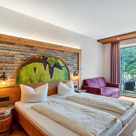 Wein- Und Klimahotel Bergfriedel