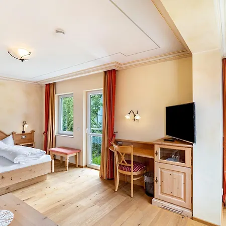 Wein- Und Klimahotel Bergfriedel 3* Bühlertal