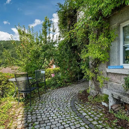Wein- Und Klimahotel Bergfriedel Gasthuis 3*