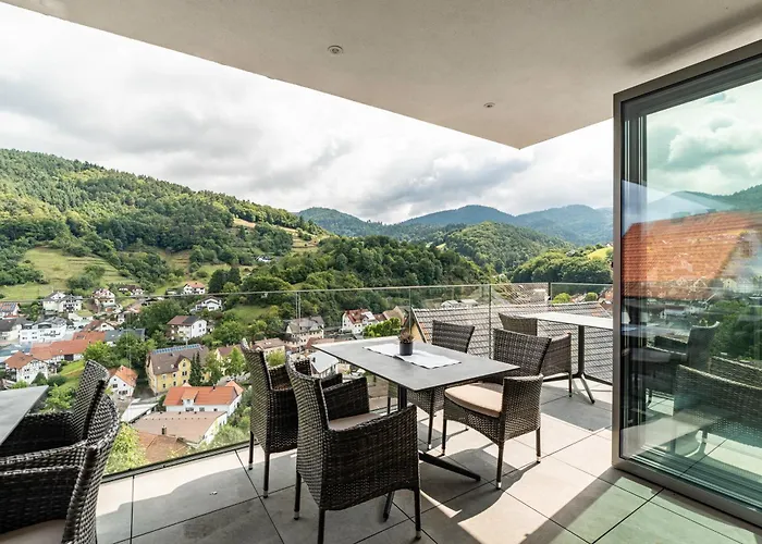 Pensionat Wein- Und Klimahotel Bergfriedel Bühlertal