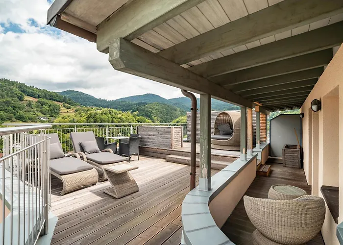 Wein- Und Klimahotel Bergfriedel Pensionat 3*