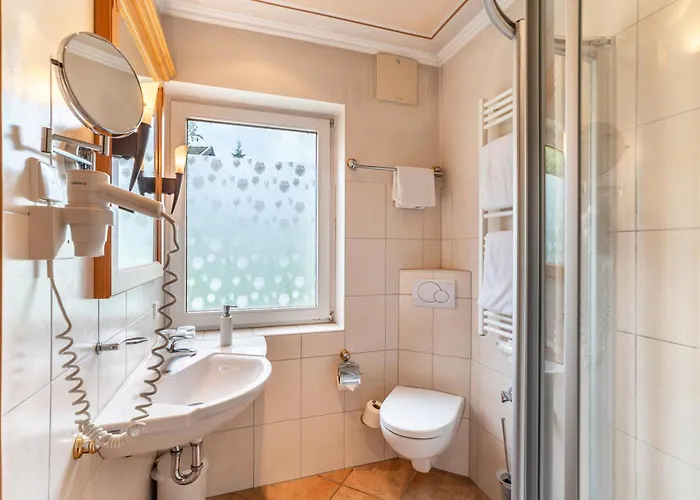 Wein- Und Klimahotel Bergfriedel Pensionat Bühlertal