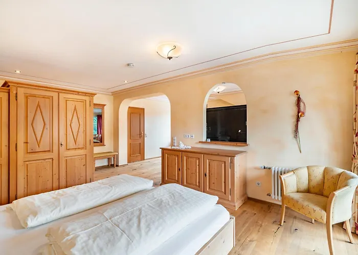 Wein- Und Klimahotel Bergfriedel 3* Bühlertal