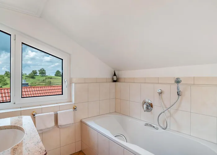 Wein- Und Klimahotel Bergfriedel Pensionat Bühlertal