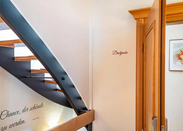 Wein- Und Klimahotel Bergfriedel Pensionat