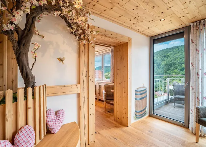 Wein- Und Klimahotel Bergfriedel 3*