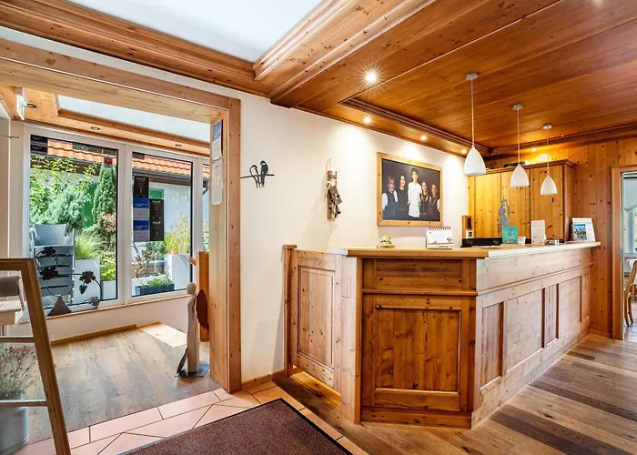 Wein- Und Klimahotel Bergfriedel 3*